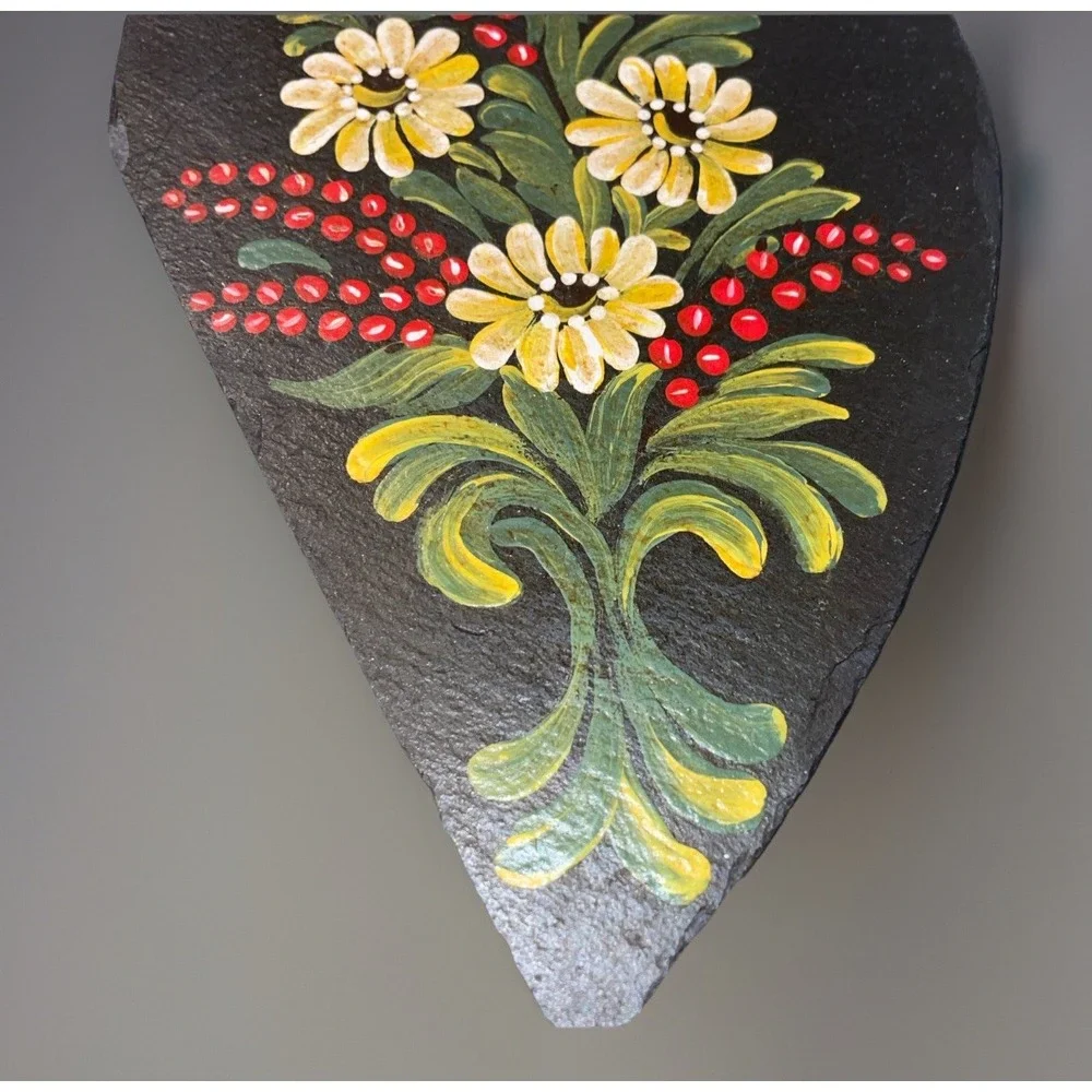 Vintage‎ Hand Painted Slate Floral Plaque Hanging Sign Painted Leather String